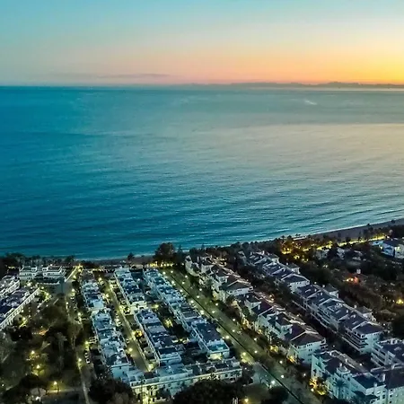 Apartment Mr- Cozy 4 Sleep Flat In Marbella, Great Location