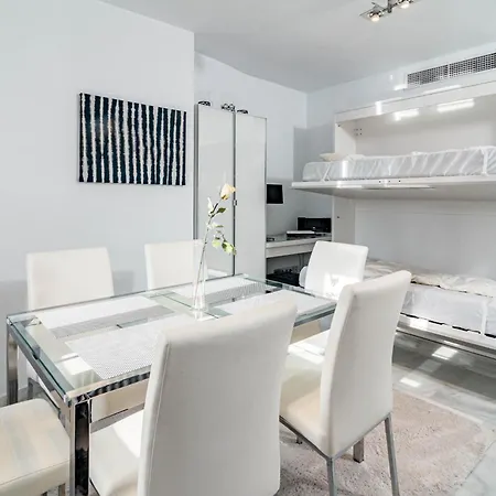 Apartment Mr- Cozy 4 Sleep Flat In Marbella, Great Location Marbella