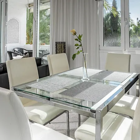 Mr- Cozy 4 Sleep Flat In Marbella, Great Location Apartment